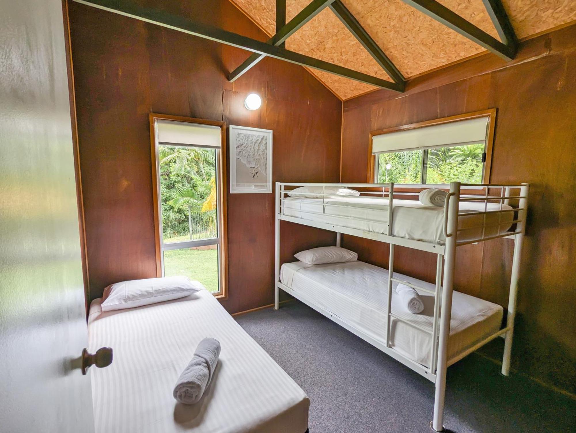 Gumnut Glen Cabins Yeppoon Buitenkant foto